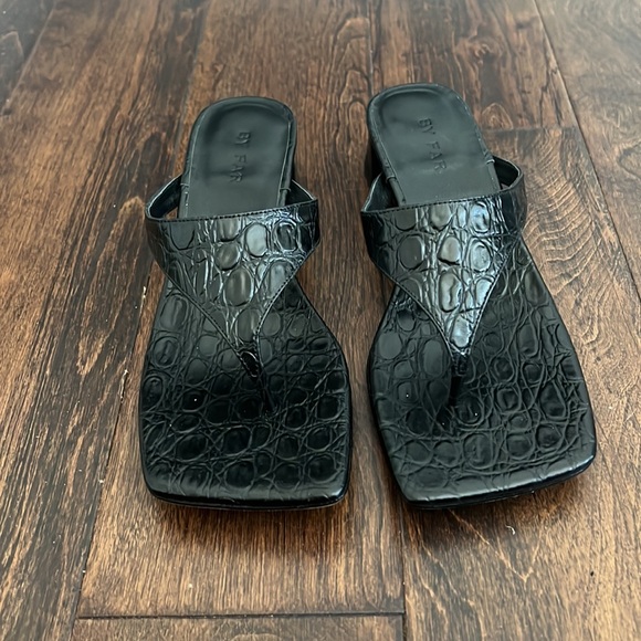By Far Shawn thong sandals size 37 (fit small) - Picture 2 of 6